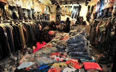 巧用服装批发在农村市场赚人生中的第一桶金
